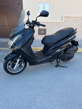 Yamaha Majesty 125s