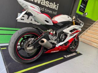 YAMAHA R6R