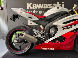 YAMAHA R6R