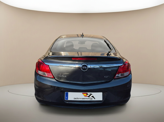 Opel Insignia 2010