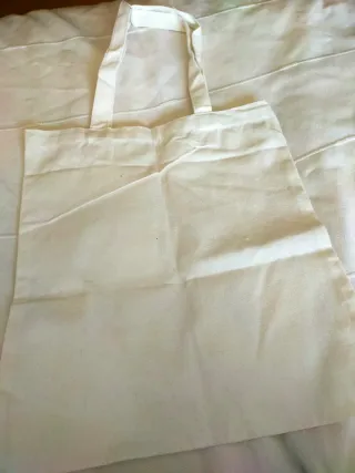 Bolsa de lona blanca con estampado botánico