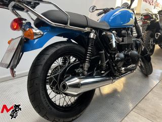 TRIUMPH BONNEVILLE T100 2015 12230 kms.