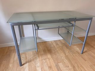 Mesa de ordenador cristal y metal oferta