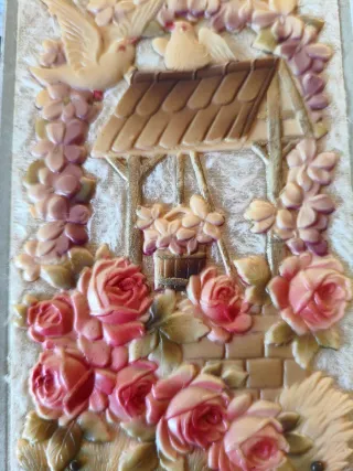 Postal antigua relieve palomas y rosas