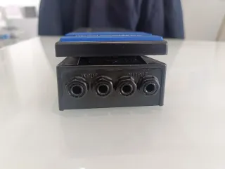 Pedal de guitarra Bespeco VM14L