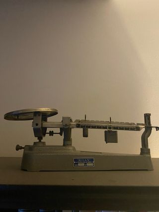 Balanza de precisión ROAN antigua