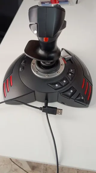 Joystick Thrustmaster T Flight Stick X