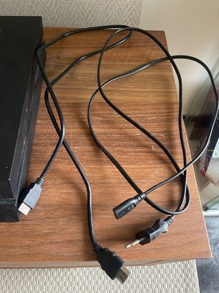 Consola PS4 + 2 Mandos + Juegos