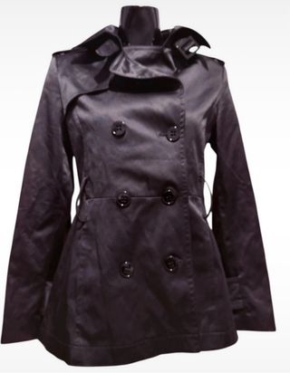 Gabardina Zara Negra Corta Clásica