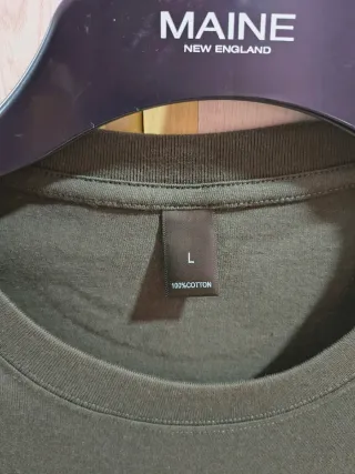 Camiseta Mandalorian Bebé Yoda Verde