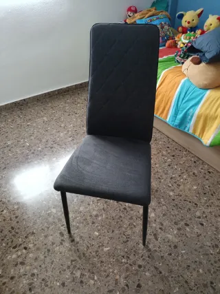 Silla de comedor tapizada