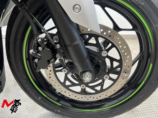 KAWASAKI NINJA E-1 2025 1448 kms.