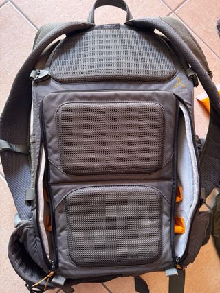 Zaino Fotografico LowePro Flipside Trek BP 450 AW