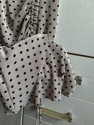 Vestito Bershka pois con spalline