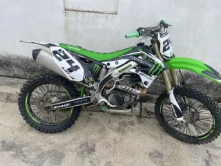 Kawasaki KX450F Motocross