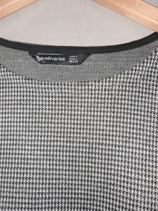 Vestido T.L Stradivarius (81×47)+ Bolso Negro