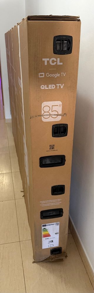 Smart TV TCL 85 Google TV Sellada