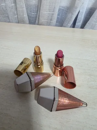 Mini labiales Urban Decay y 2 brillos