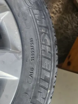 Llanta Volkswagen Golf 195/65 R15