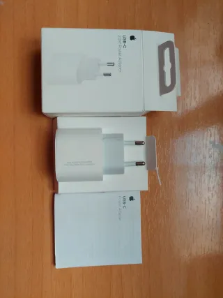 Cargador Apple USB-C 20W