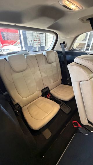 BMW 7 plazas Xdrive etiqueta C