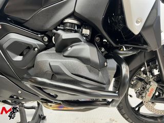 BMW R 1300 GS TRIPLE BLACK 2024 3378 kms.