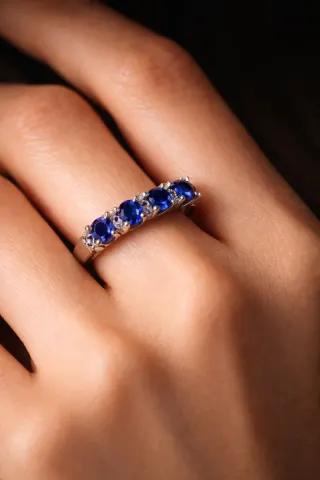 Anillo plata 925 con 7 zafiros certificados