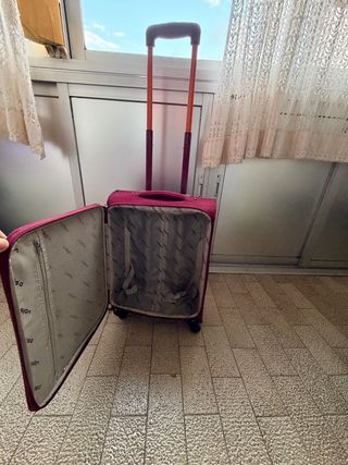 Maleta de viaje Volga roja 65x40x25cm