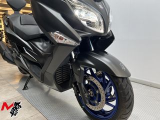 SUZUKI BURGMAN 400 2024 3563 kms.