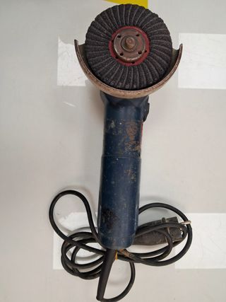Radial Bosch GWS 1000