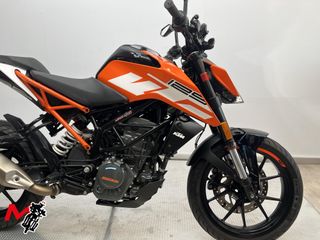 KTM 125 DUKE 2021 17101 kms.