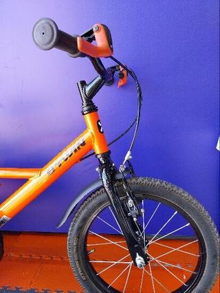 bicicleta btwin 16P naranja