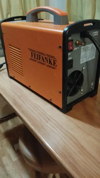 Soldadora FEIFANKE mig 250