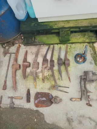 Lote de herramientas antiguas