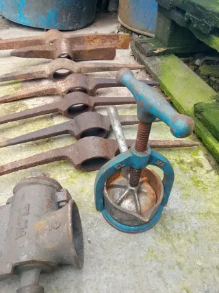 Lote de herramientas antiguas