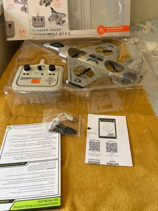Dron Sharper Image Thunderbolt Jet X-2