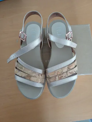 Alviero Martini 1 classe Sandali Beige/Oro