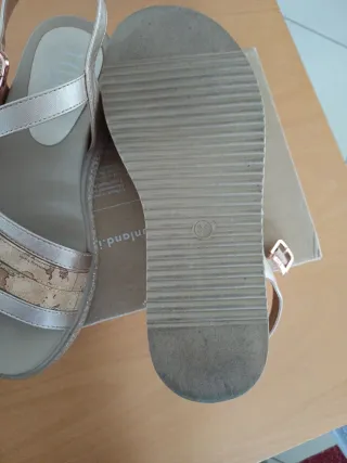 Alviero Martini 1 classe Sandali Beige/Oro