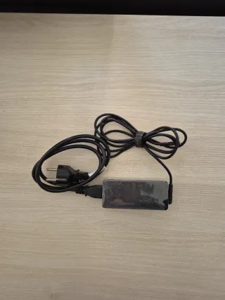 Cargador Lenovo 65V entrada tipo C