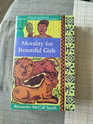 Lote 2 novelas de Alexander MacCall Smith