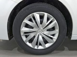 Peugeot 208 BlueHDi 73kW (100CV) Active