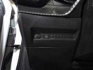 Peugeot 208 BlueHDi 73kW (100CV) Active