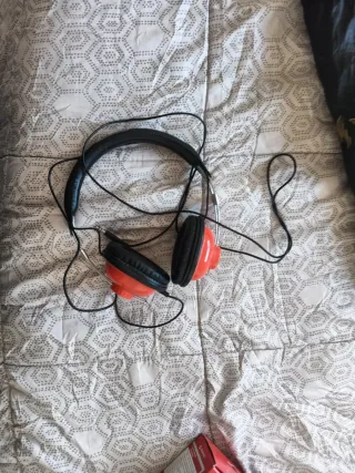 Auriculares Negro y Naranja