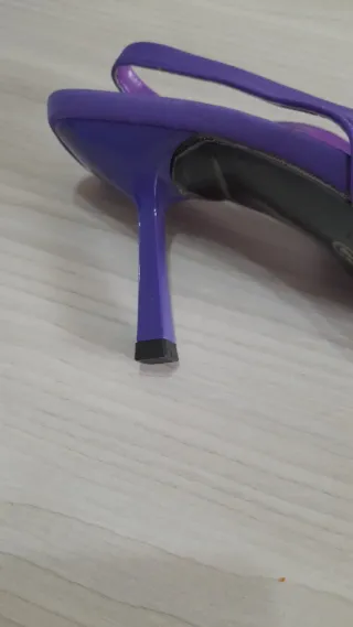 Décolleté slingback viola