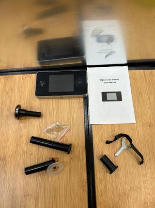 E0426 12 Mirilla Digital 2,6", Color Plateado