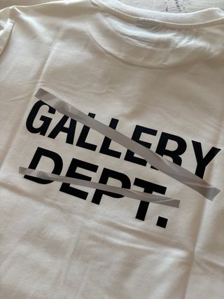 Camiseta Gallery Dept. Blanca Talla M