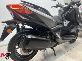 YAMAHA X-MAX 300 TECH MAX 2020 27823 kms.