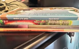 Akeké y la jutía y otros