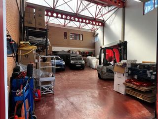 ALQUILER NAVE (sin oficinas)