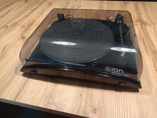 Gira Discos Ion Profile Pro USB Negro